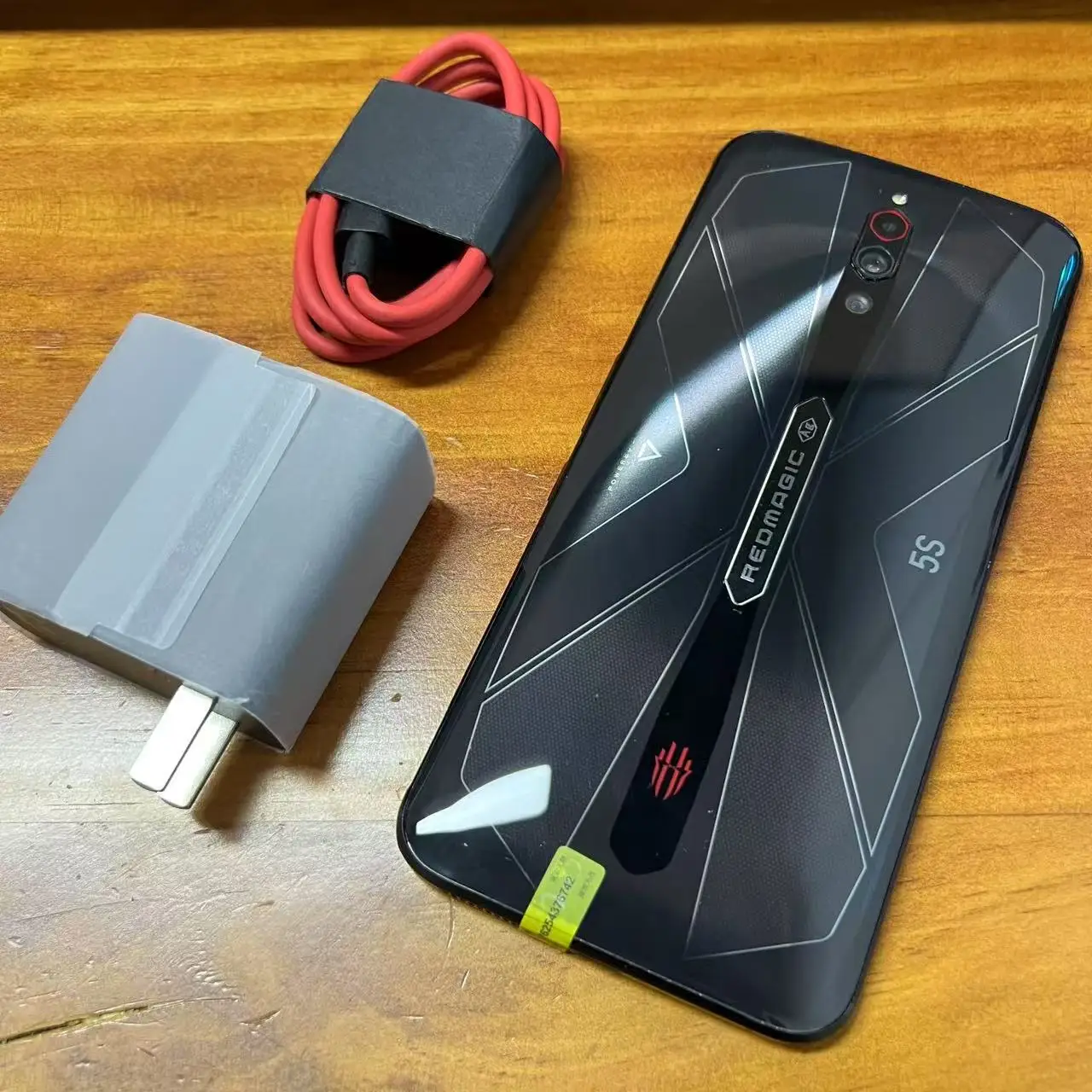 kf-S02500b916eea412a9969f729ed2564818 Red magic 5s old phone case. 12G+256G and 5G 8G+128G Appearance 85-90% new. Gaming phones, smart phones. International version. - Image 1