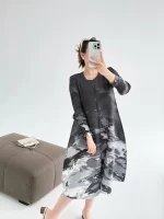 Fold Miyake Pleated Single Breasted Women's Dresses 2025 Summer New French Tie-Dye Printed V-Neck Dresses Loose Midi Dresses - Image 6