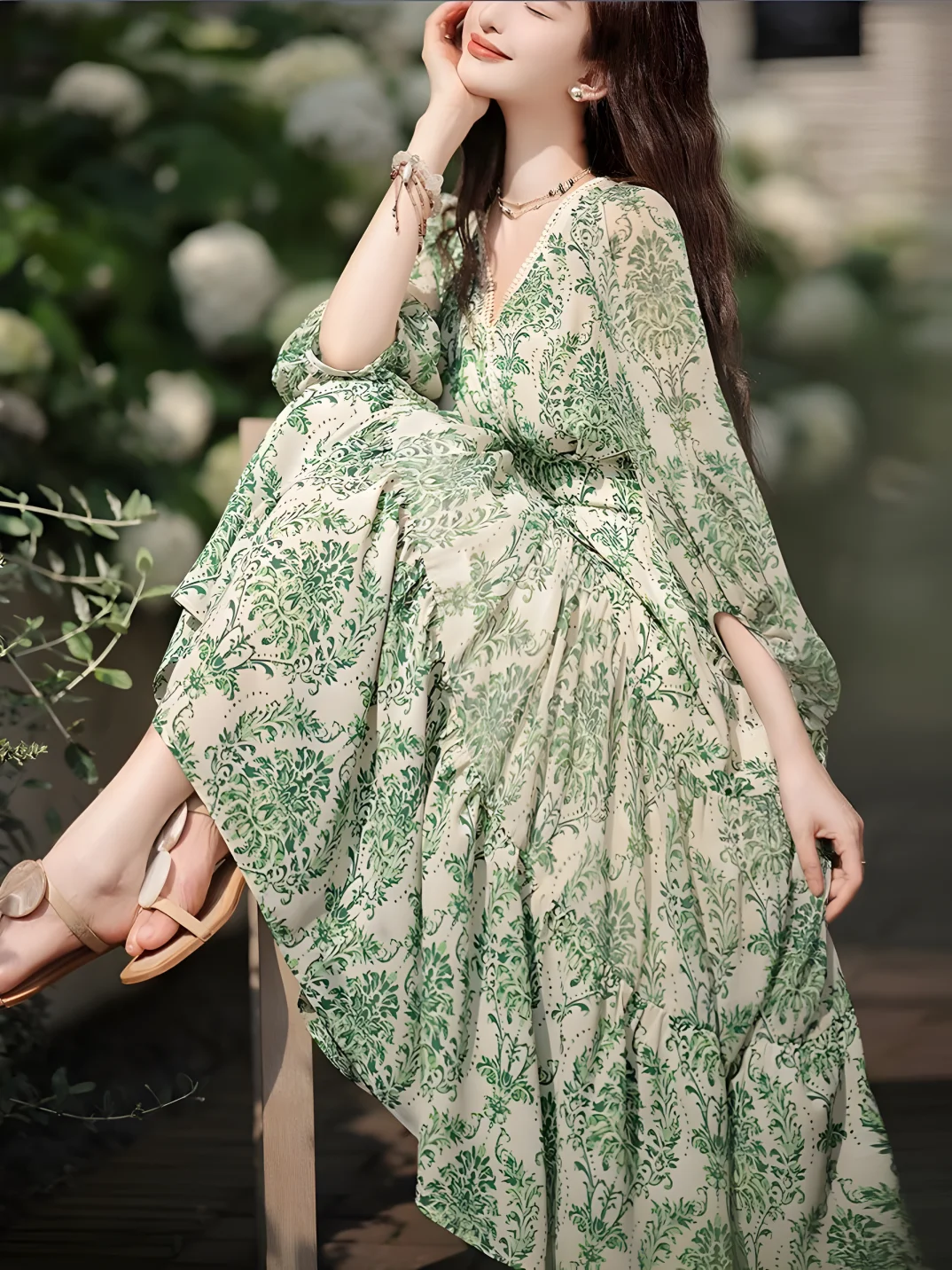 kf-S3b2a8c9be94e4d92b835eabc5b97c3adm French floral dress summer fashion women's new lantern sleeve V-neck waist slimming garden wind garden dress small fresh dress - Image 1