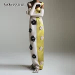 TWOTWINSTYLE Slimming Spliced Diamonds Dresses for Women Square Neck Sleeveless Patchwork 3D Flower Dress Female Temperament New