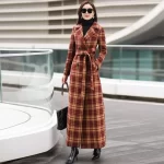 Red Plaid Woolen Long Coat 2025 Autumn Winter New Thickened Slimming Woolen Jacket Elegant Outerwear Stylish 075
